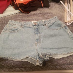 Cotton On: High Rise Mom Jean Shorts